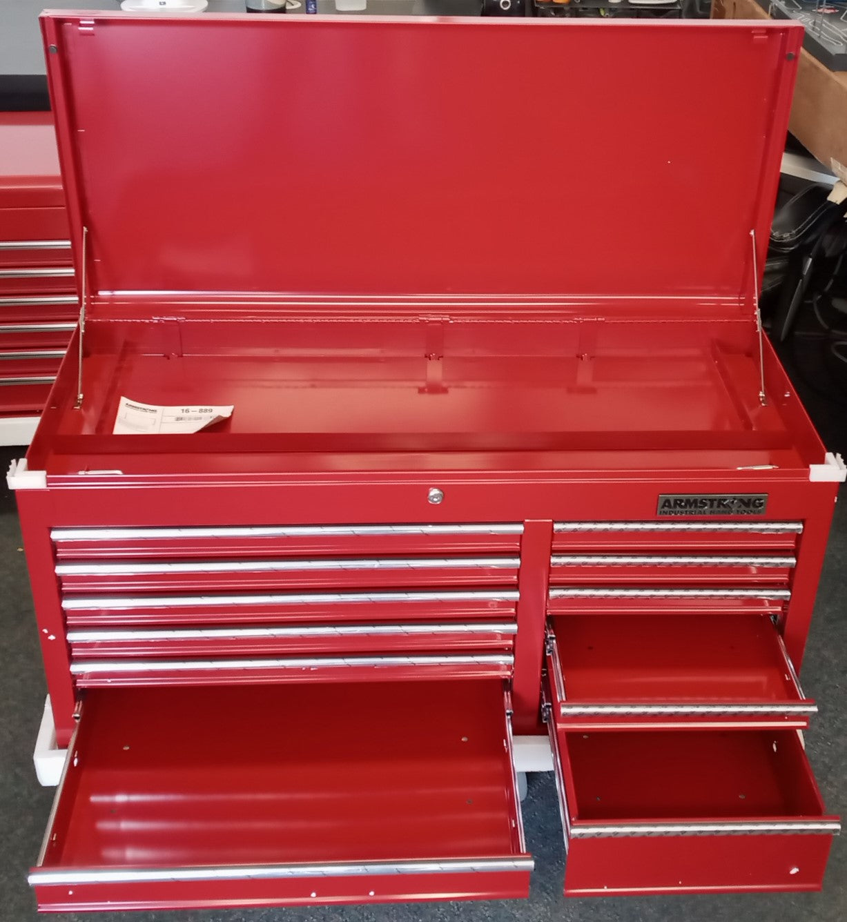Armstrong 16-889 Tool Chest w/ 11 Drawers 41x20x18