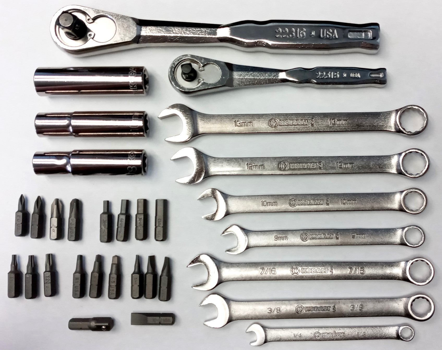 Kobalt 2308412 43pc Assorted Ratchet, Wrench, Socket, Nut Driver & Bit Set USA