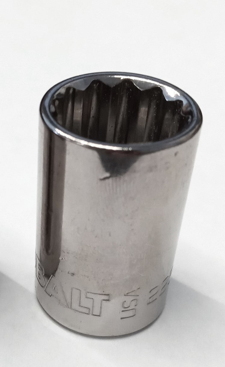 Kobalt 22562 11/16" Socket 12-Point 1/2" Drive USA