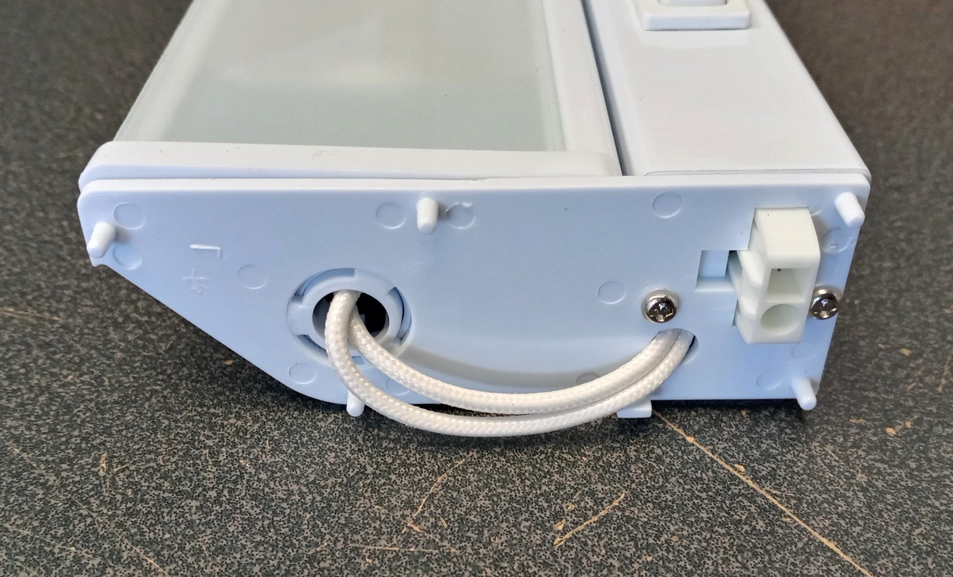 Lithonia 12" Halogen Under Counter Light UCH2