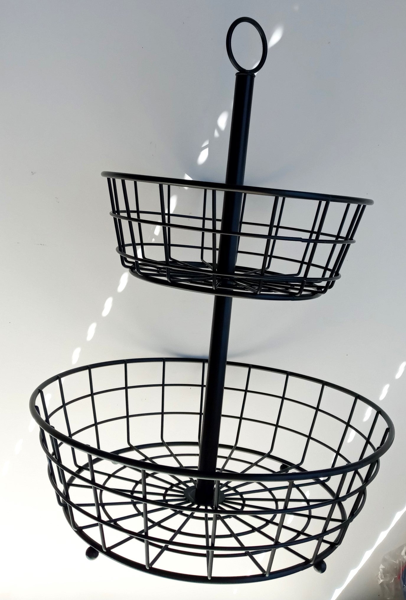 SunnyPoint X001PX36ZN 2-Tier Round Countertop Fruit Basket (Black, Metal)