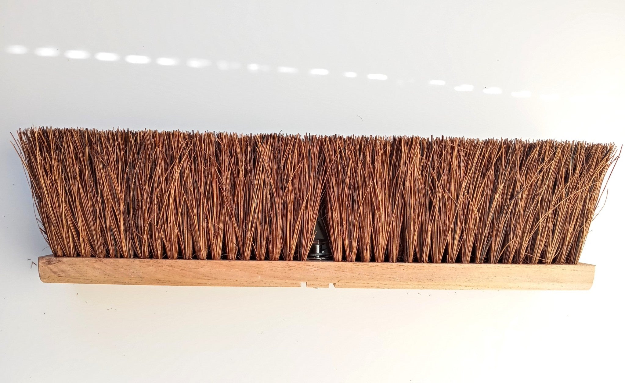 Vantage 89303 18" Heavy Duty Garage Brush, Corse Sweep