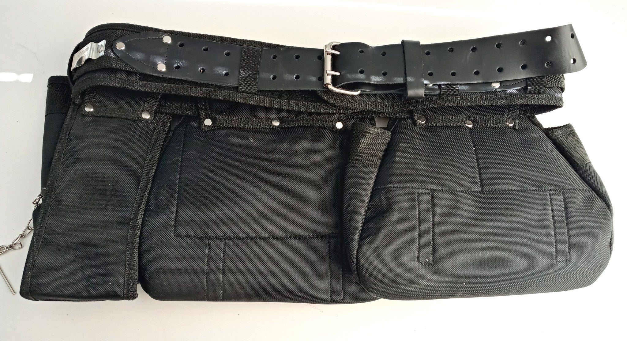 Watts Contractor & Carpenter Tool Belt with 12 Pockets