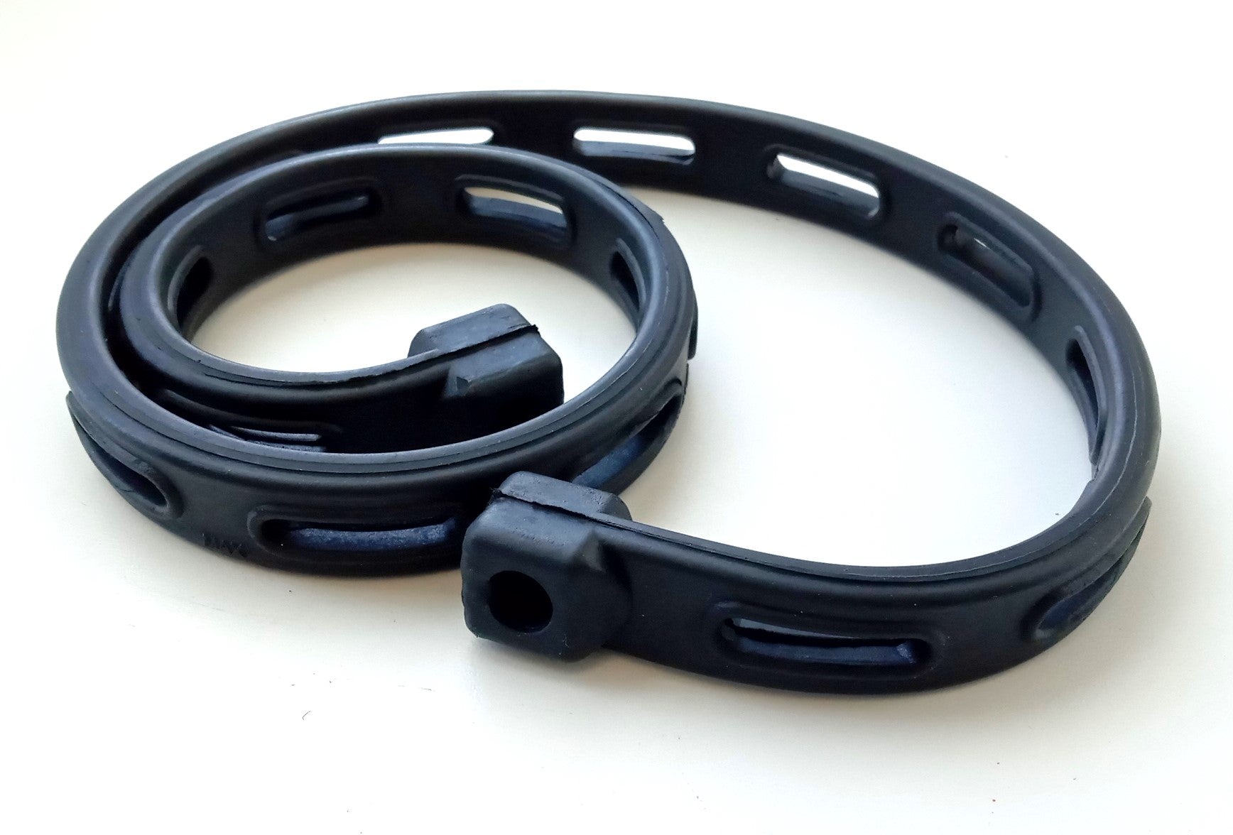 Ancra 95773 Adjustable EPDM Rubber Strap 34" Length 4 Pack