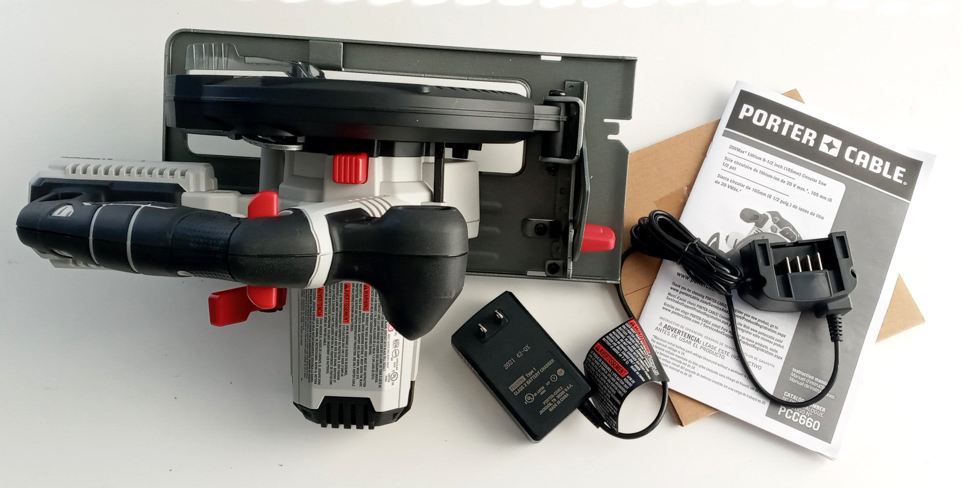 Porter-Cable 20V MAX Li-Ion 6 1/2" Circular Saw PCC660D1
