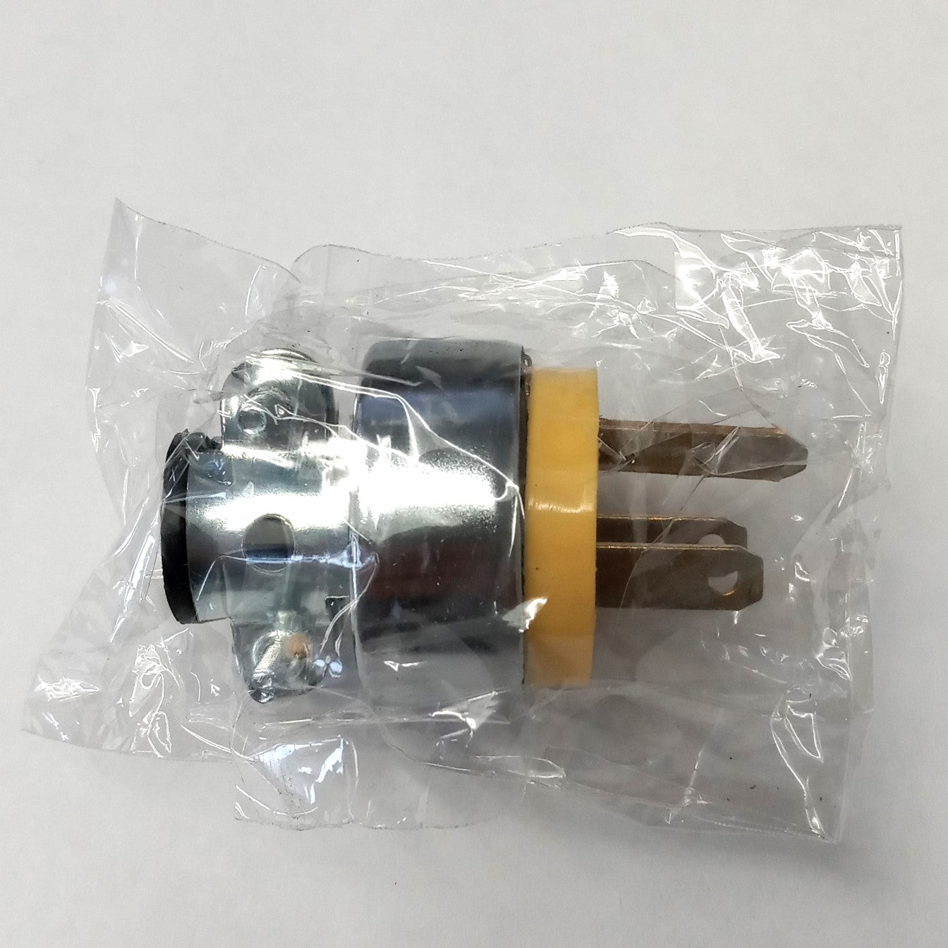 Electrical Adapter Plug - Male CZAP Plug 110V