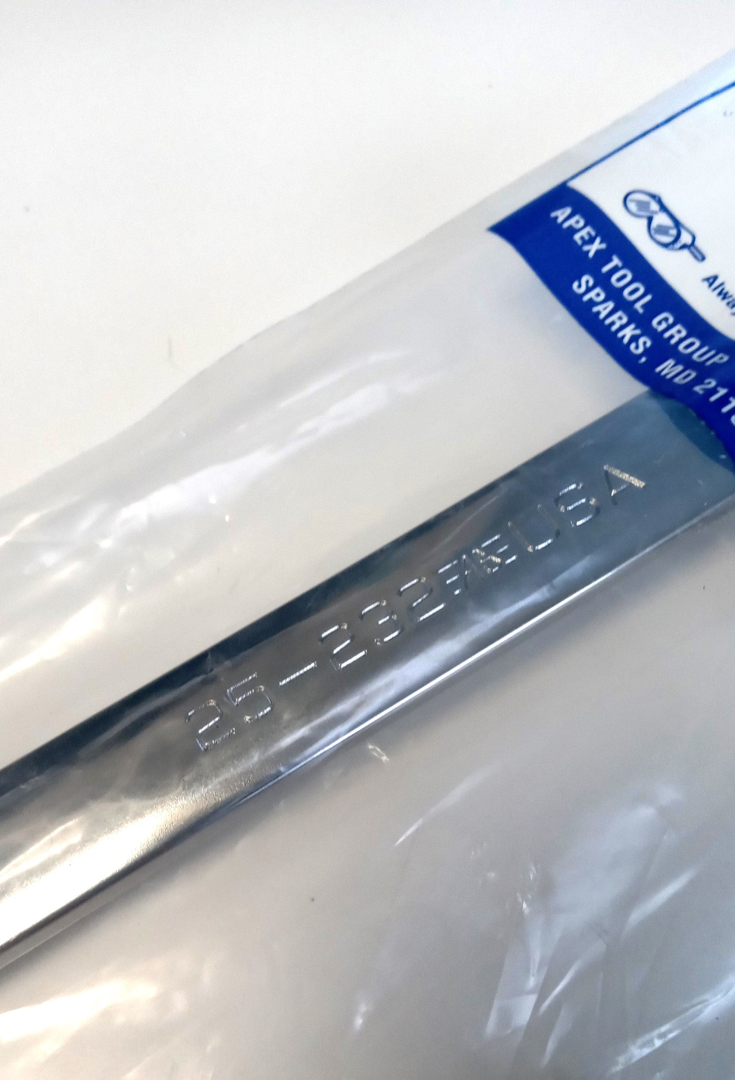 Armstrong 1-inch 12-point Full Polish Long Pattern Combination Wrench USA 25-232