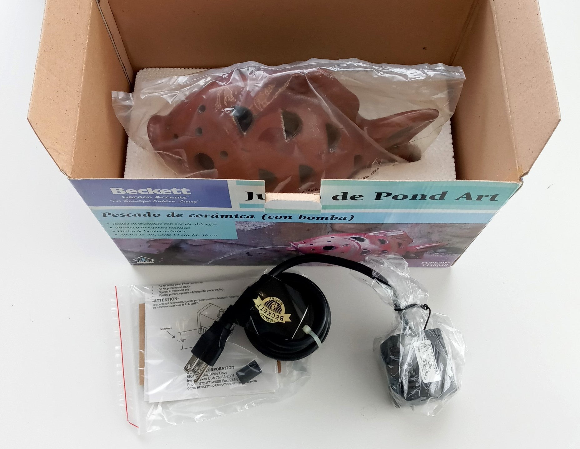 Beckett Ceramic Fish Pond Art Kit With Pump 7110810