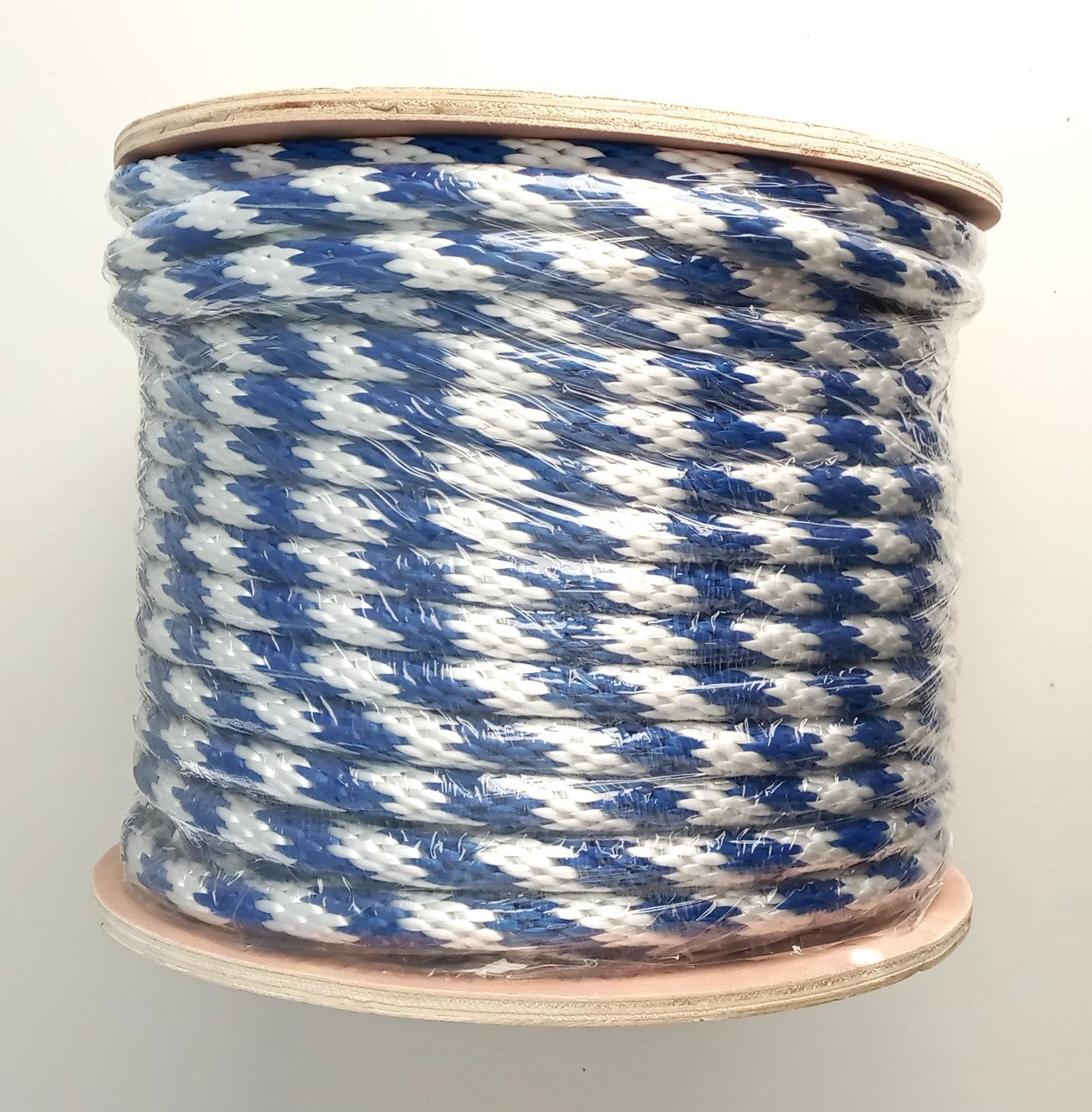 Mibro 5/8 in. x 200 ft. Smooth Braid Polypropylene Reeled Rope in Blue and White 300511
