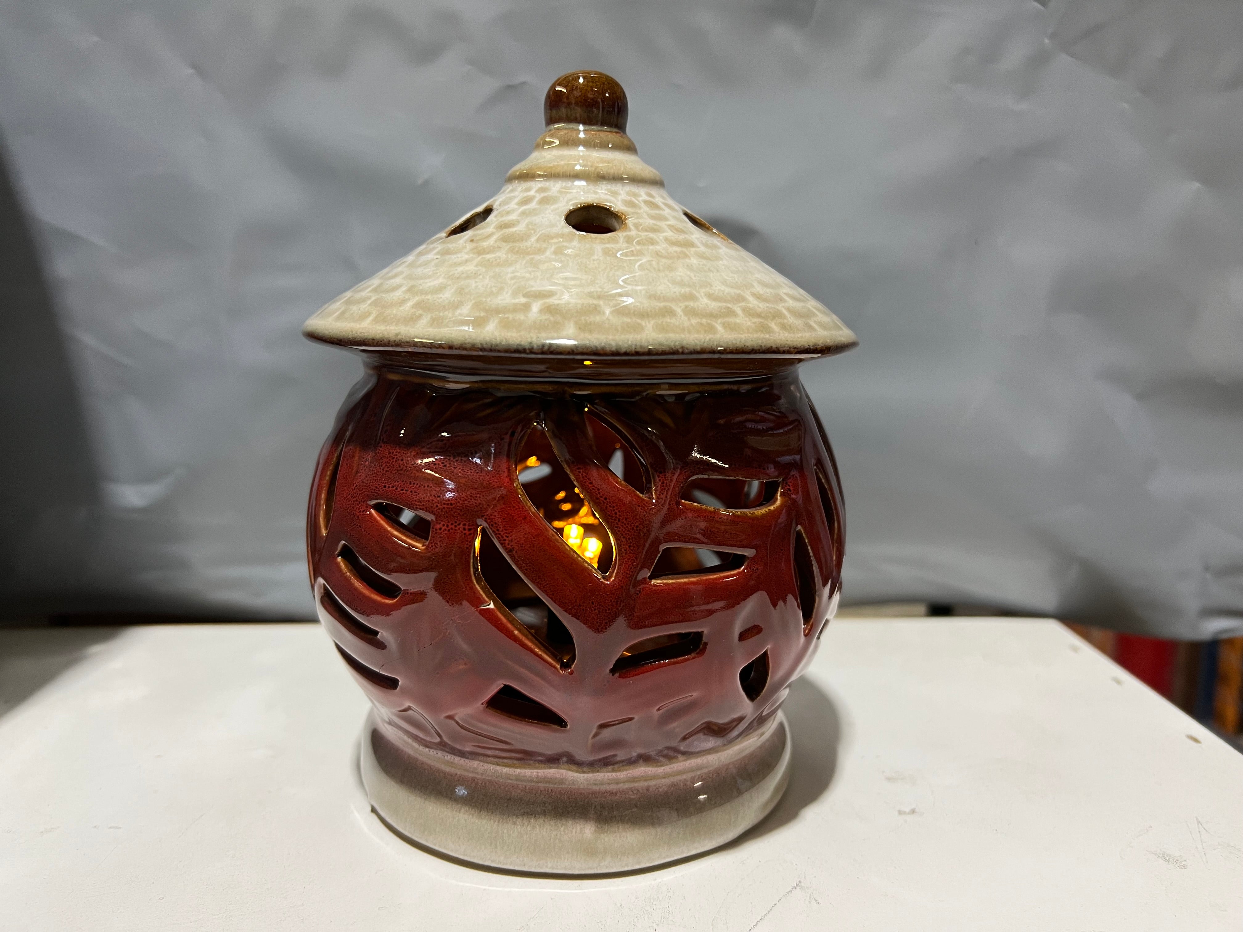 Westinghouse W350501W Rechargeable Fragrance Warmer Red/Taupe