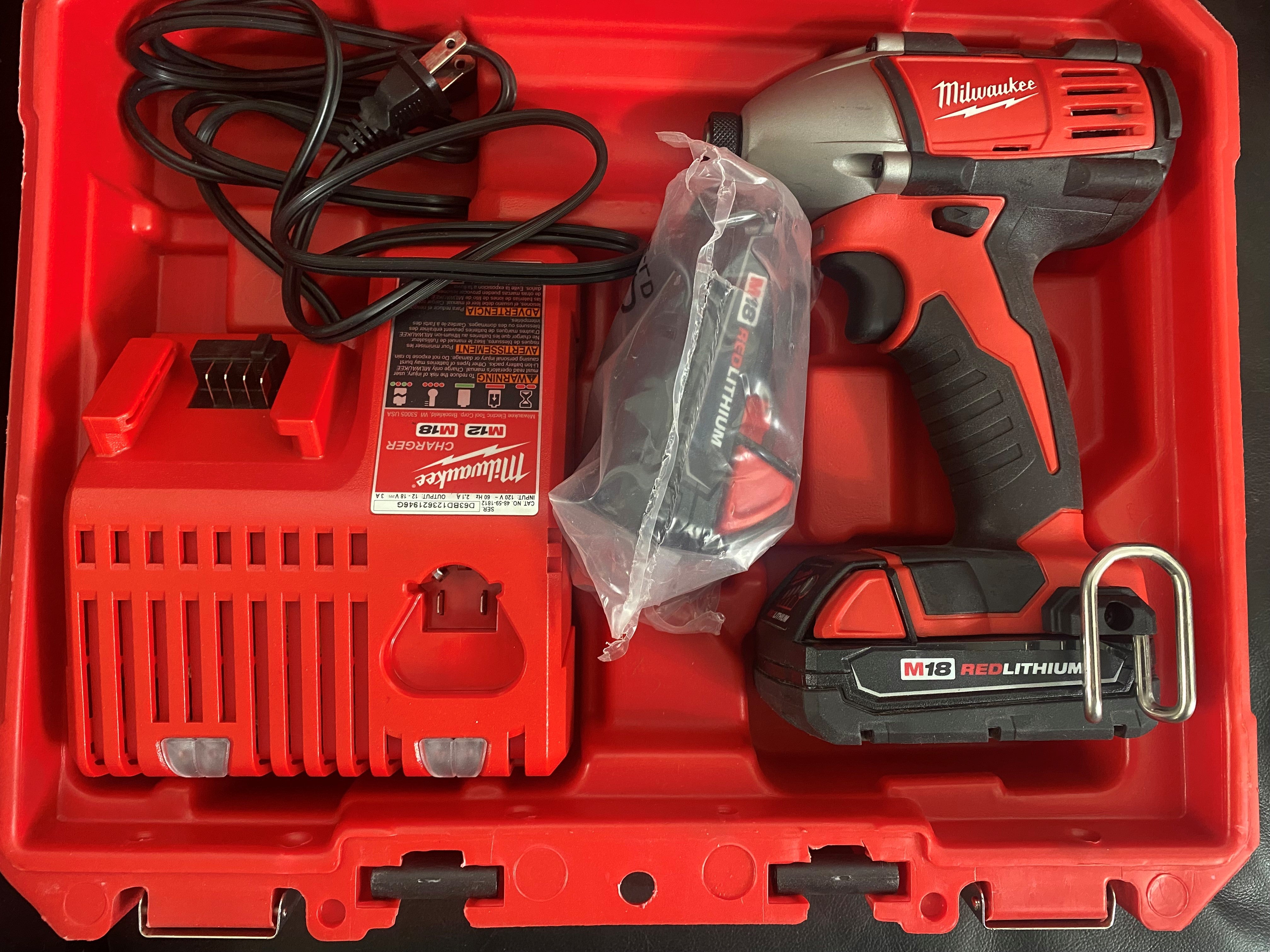Milwaukee 2650-21 m18 Cordless Hex Impact Driver 1/4"