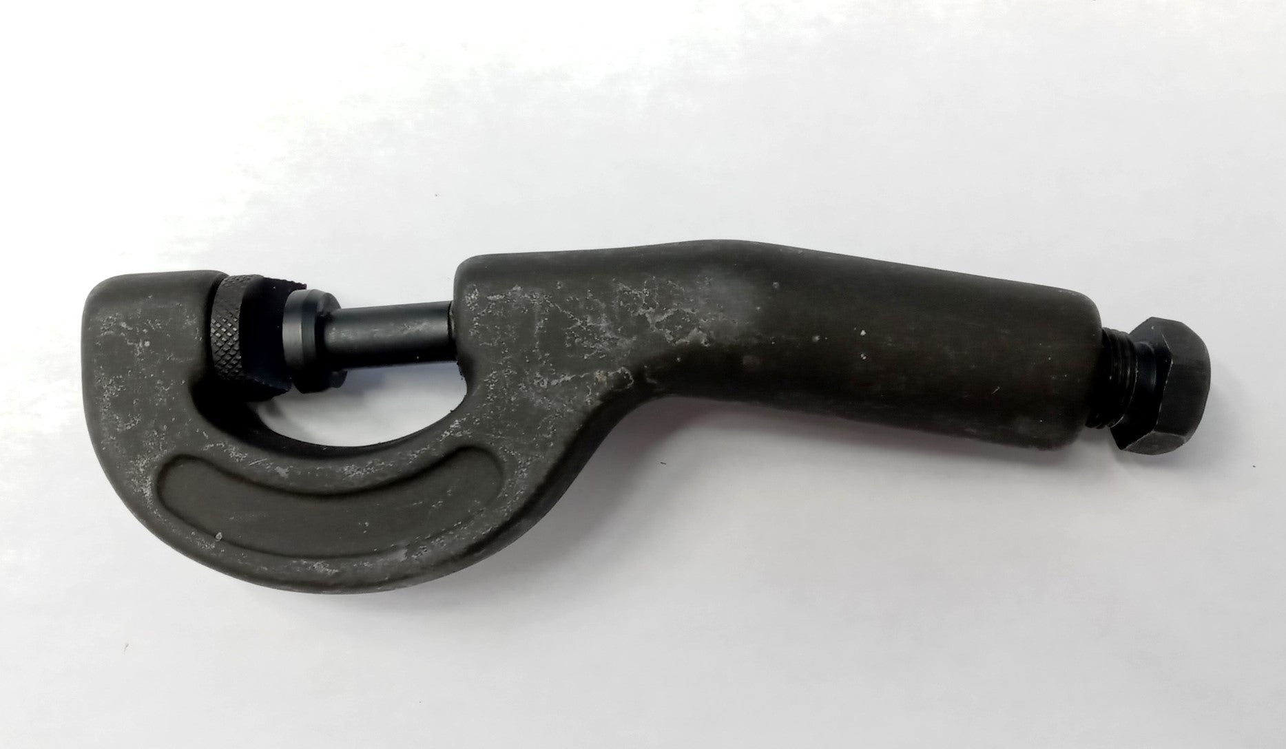 GearWrench 715D Universal Nut Cracker