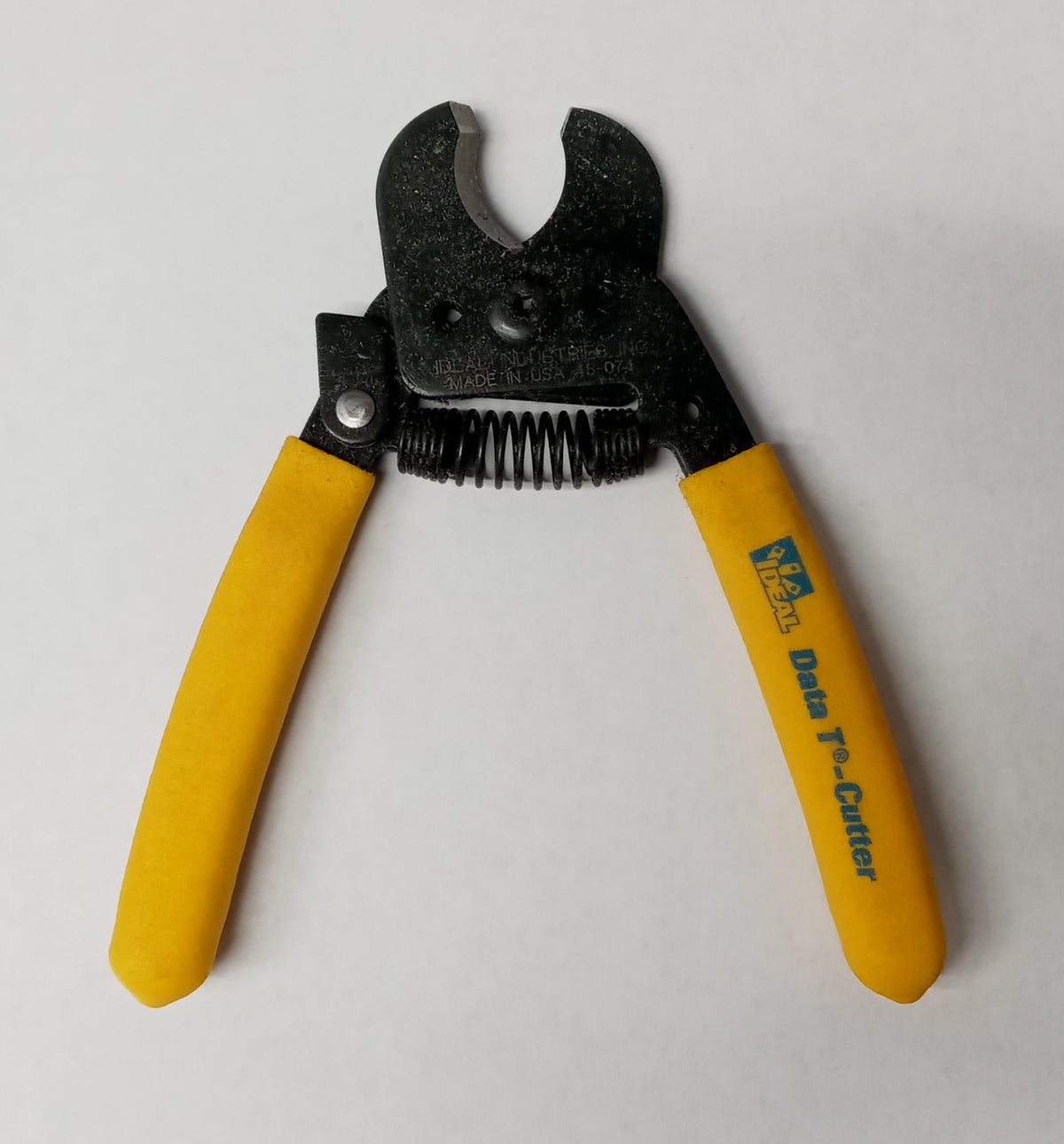 Ideal Data T Cable Cutter Professional Wire Cutters USA 45-074