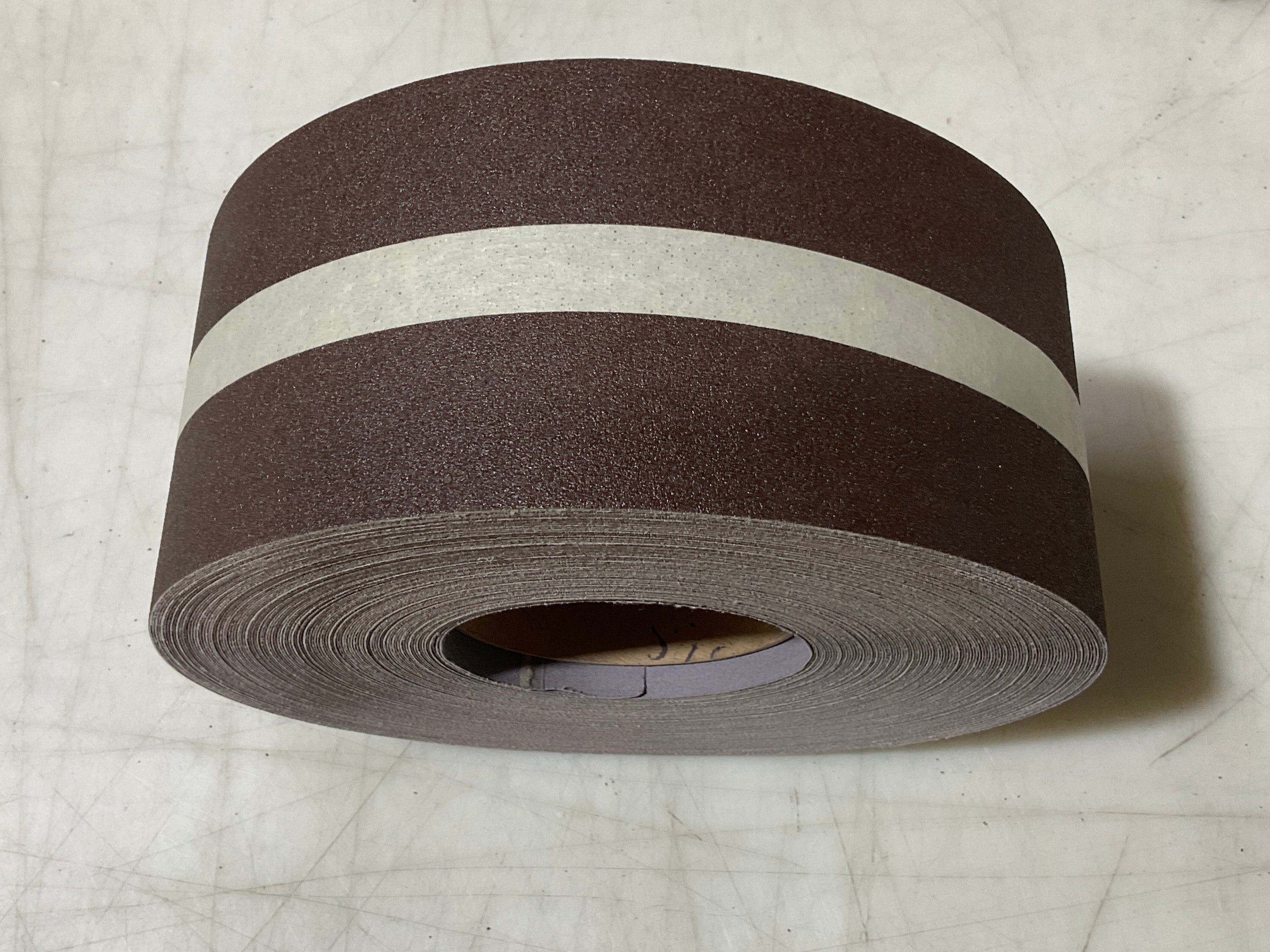DeWalt 3-1/2" x 50 yds XP Sand Paper Shop Rolls 120 Grit DANP121201