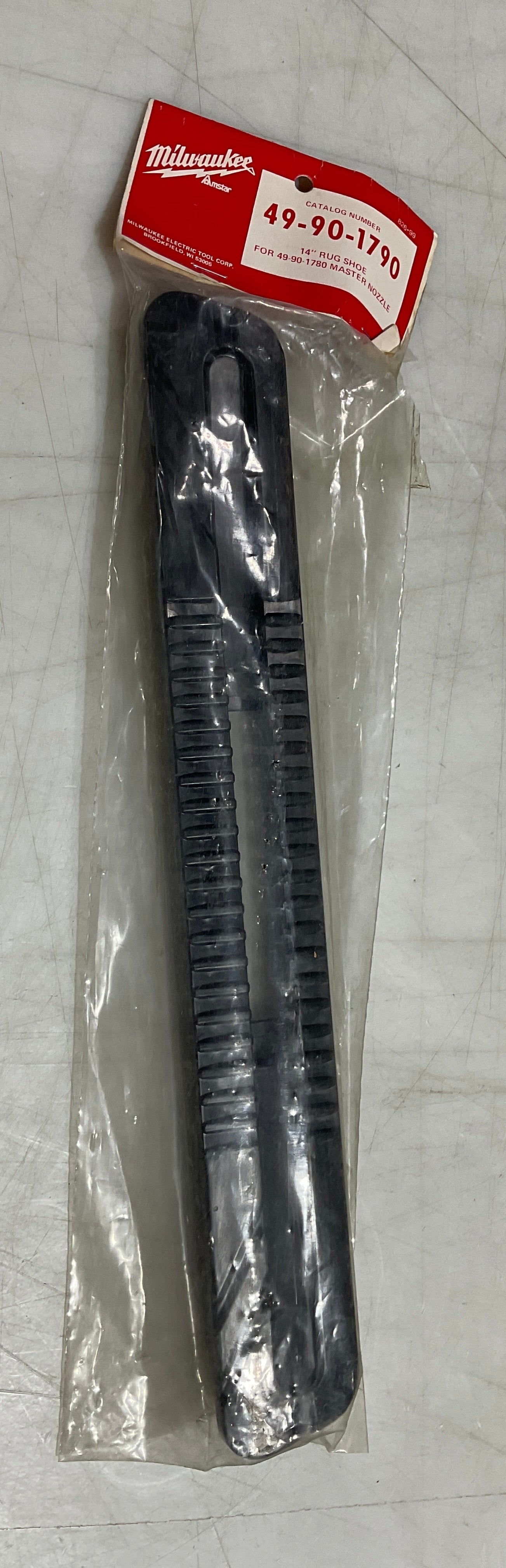 Milwaukee 49-90-1790 14" Rug Shoe #97