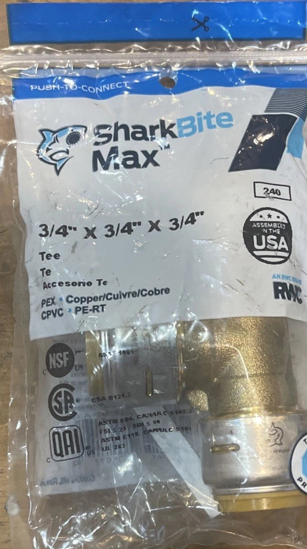 SharkBite MAX 3/4” x 3/4” x 3/4” Push-to-Connect Brass Tee Fitting U370LFA