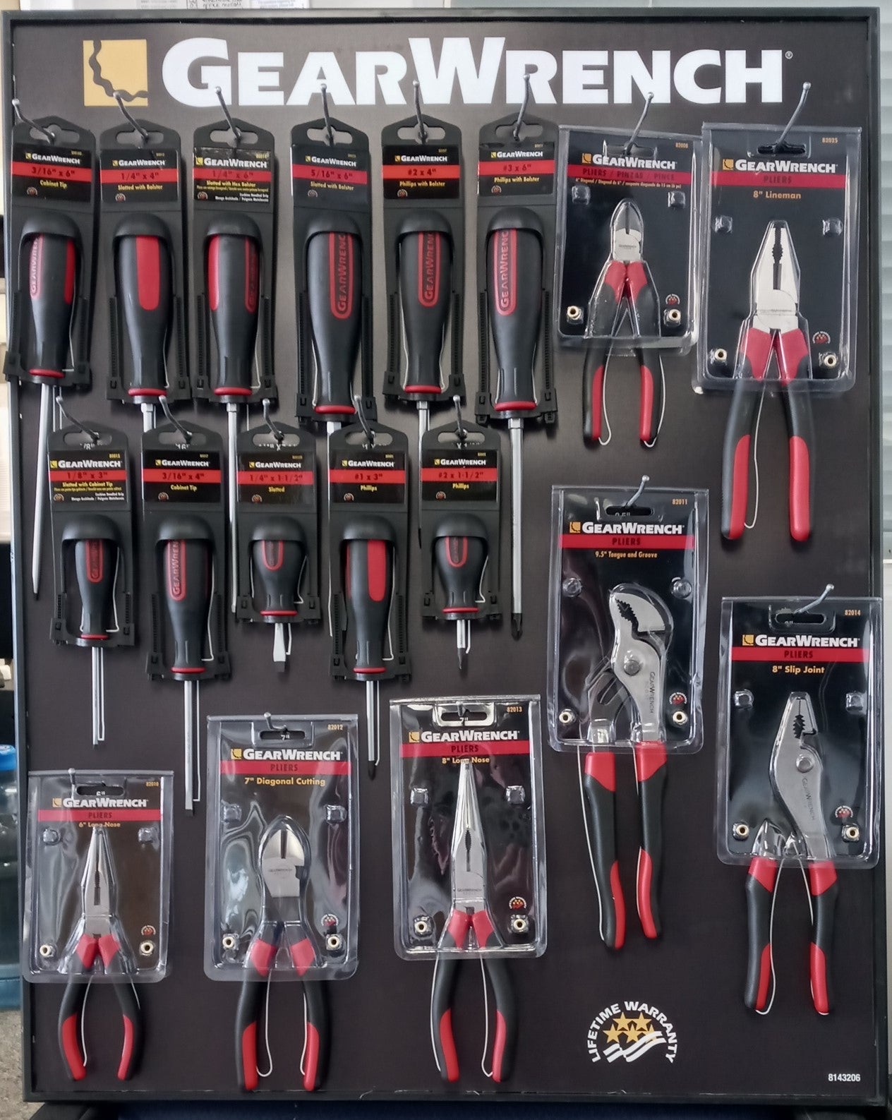GearWrench 81432 Merchandiser Wall Display 18-Piece Tool Set
