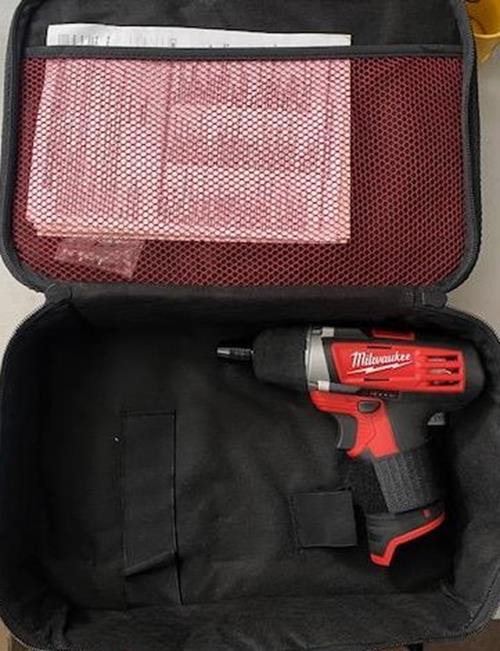 Milwaukee 2401-059 M12 Li-Ion Subcompact Screwdriver (Tool Only) + Case
