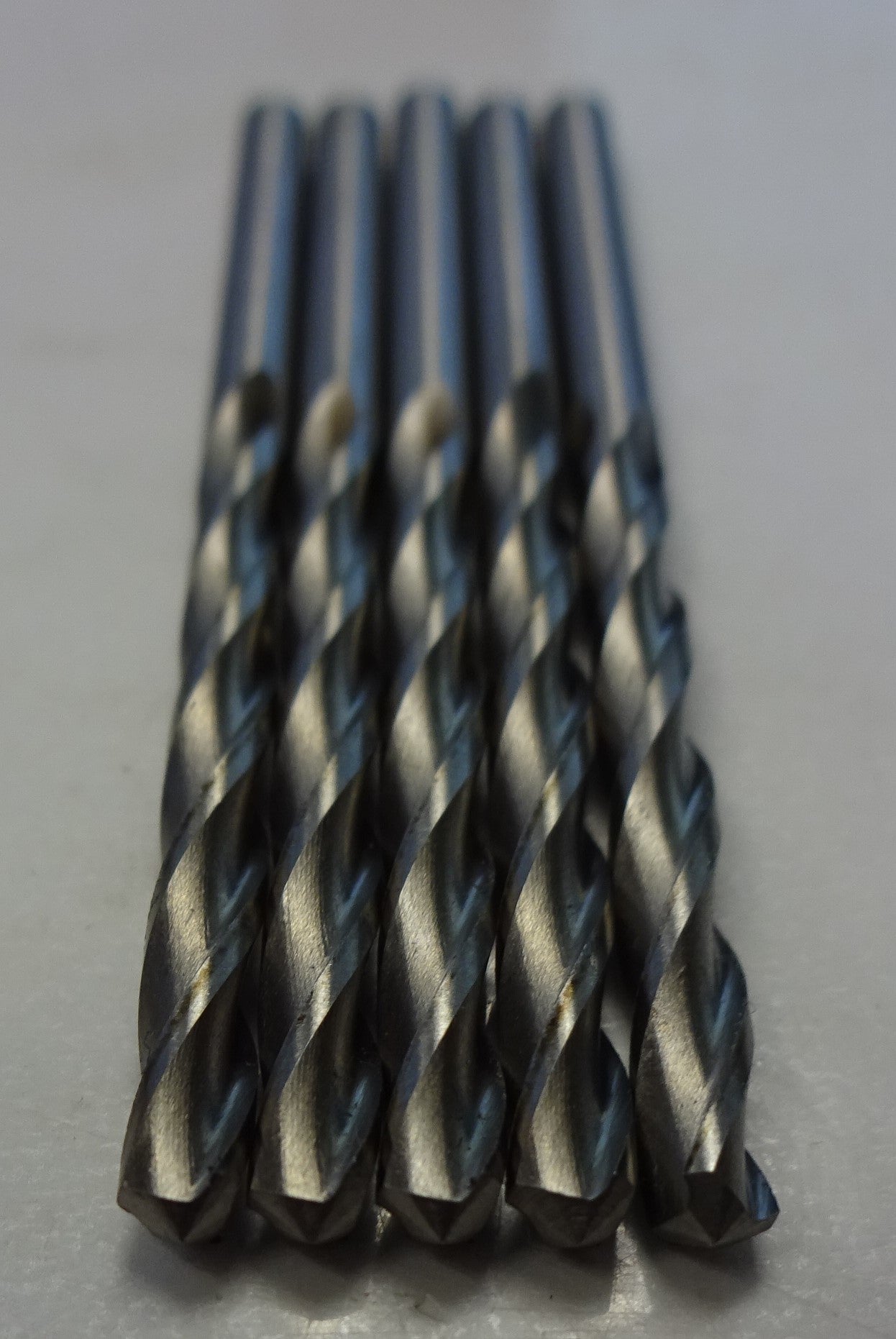 Bosch 2610921217 1/8" x 2-5/16" Triple Flute Cutoff Bits 5pcs.