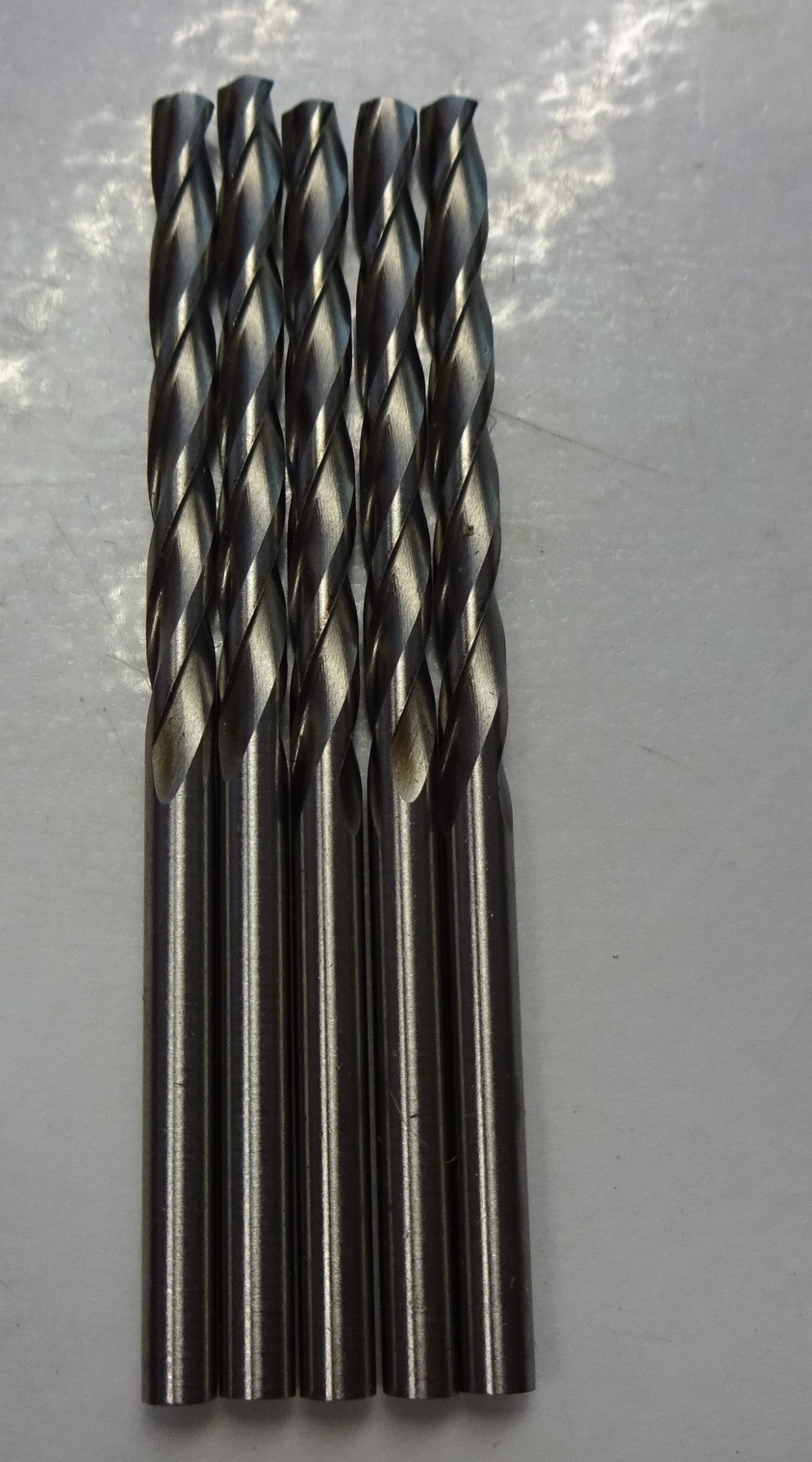 Bosch 2610921217 1/8" x 2-5/16" Triple Flute Cutoff Bits 5pcs.