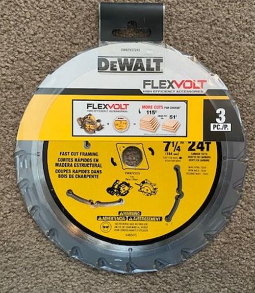 DeWalt DWAFV37243 Flexvolt 7-1/4" x 24 Tooth Circular Saw Blades 3 Pack