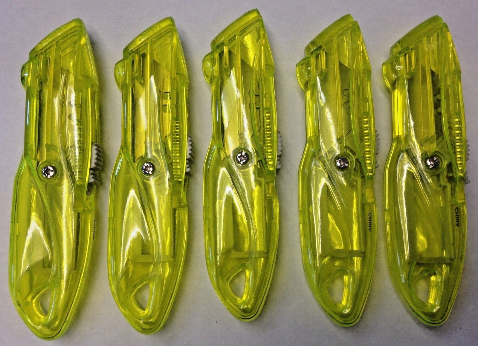 Generic Yellow Plastic Standard Retractable Utility Knife Yellow 5 Knives