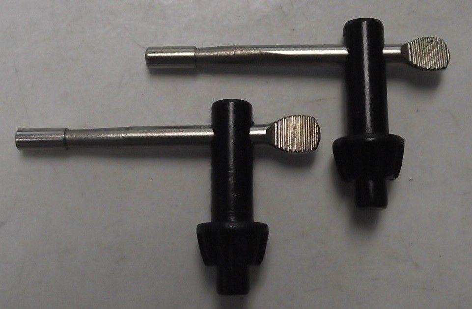 Jacobs 31336 Chuck Keys 1/4" Pilot Hole 2pcs.