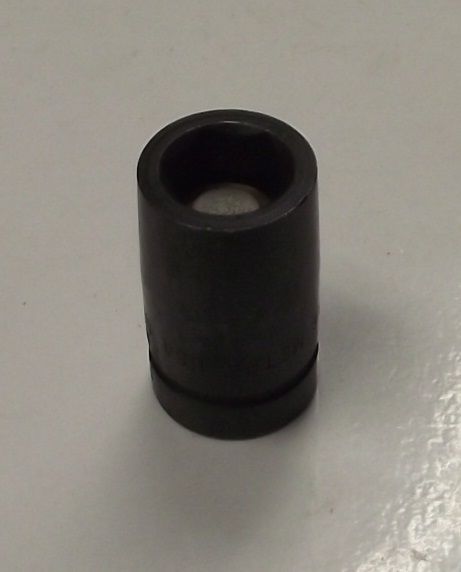 Metra Tool by Bosch 1/2" Drive 9/16" Magnetic Socket 6pt. USA 07630