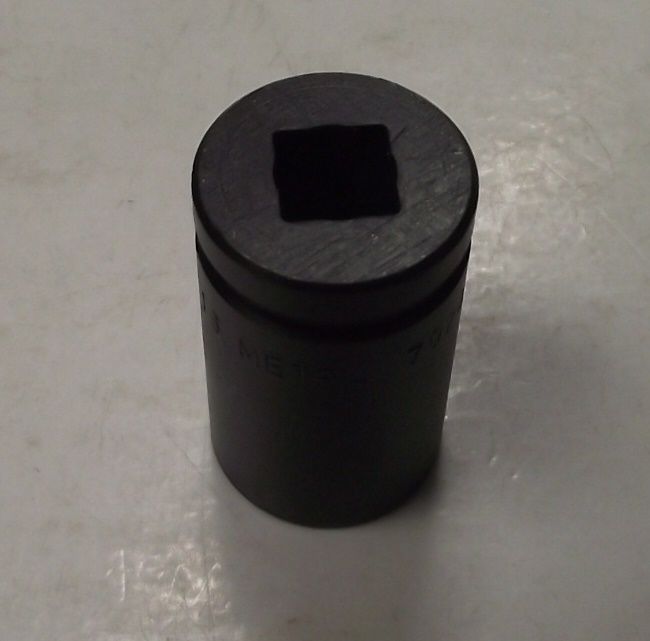 Metra Tool 7024 by Bosch 3/8" Drive 9/16" Magnetic Socket 6pt. USA