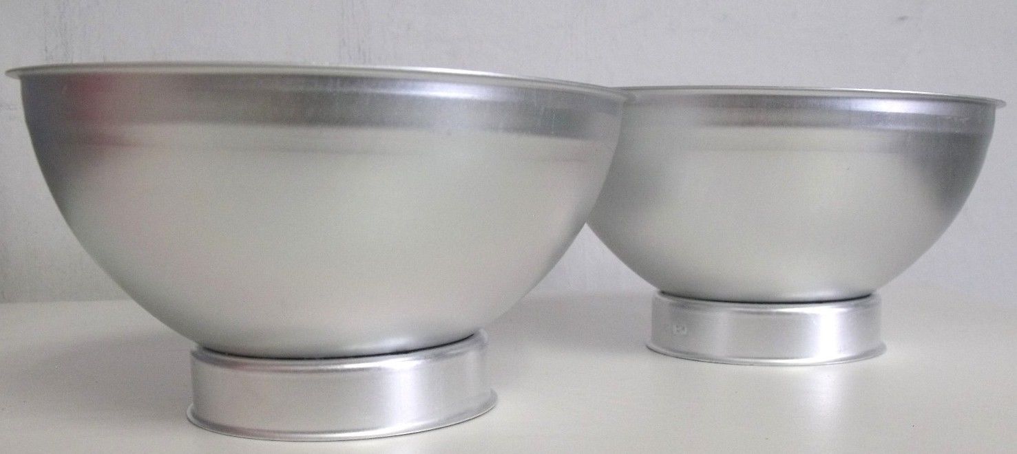 Cobble Creek 5982 3-d Ball Cake Pan Mold