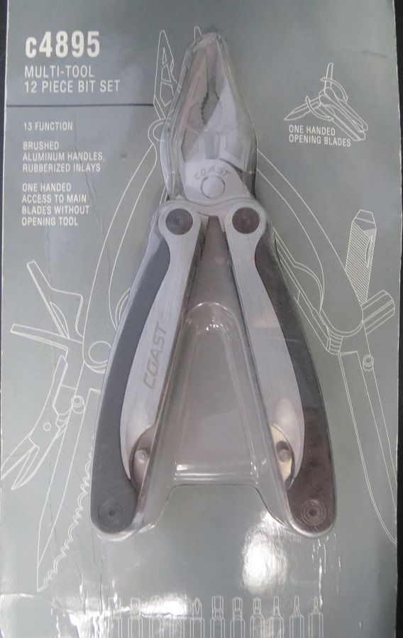 Coast C4895 13 Function Medium Multi-Tool with Bit Set