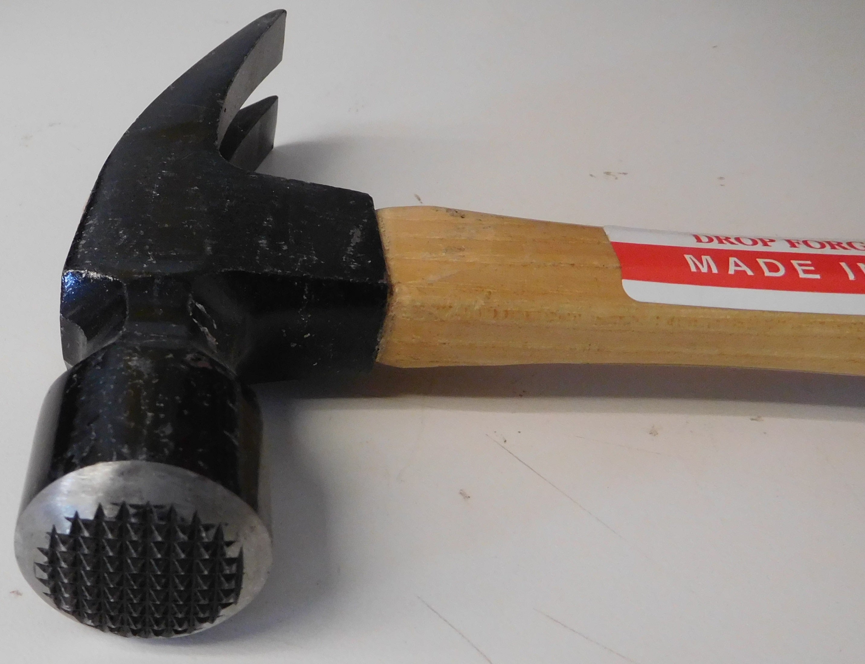 Vaughan and Bushnell 90071 20 oz Rip Hammer Hickory Handle USA