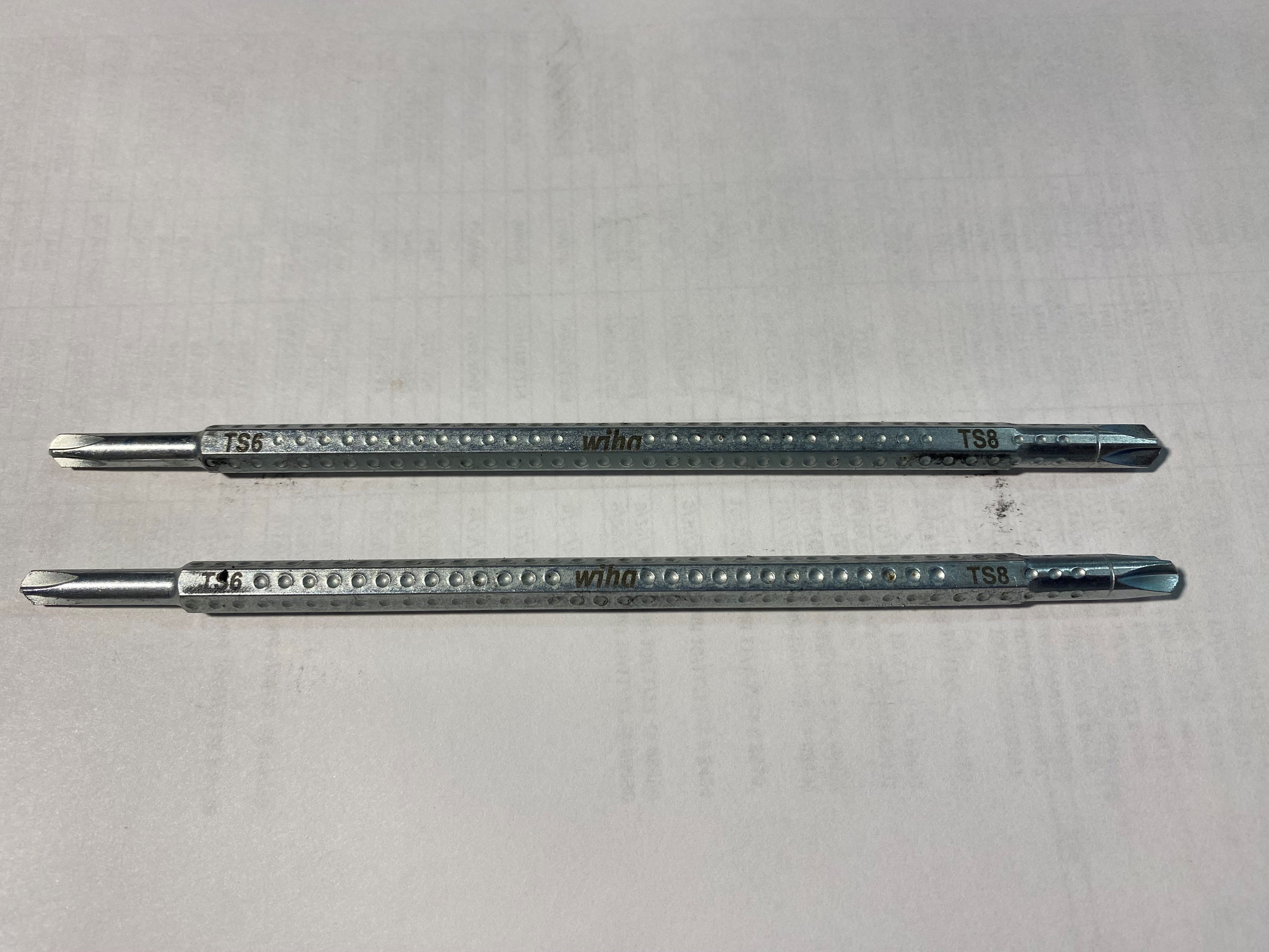 Wiha 28143 TS6X + TS8 Torq-Set Drive-Loc VI Blade Screw Tip 6" Long 2pcs.