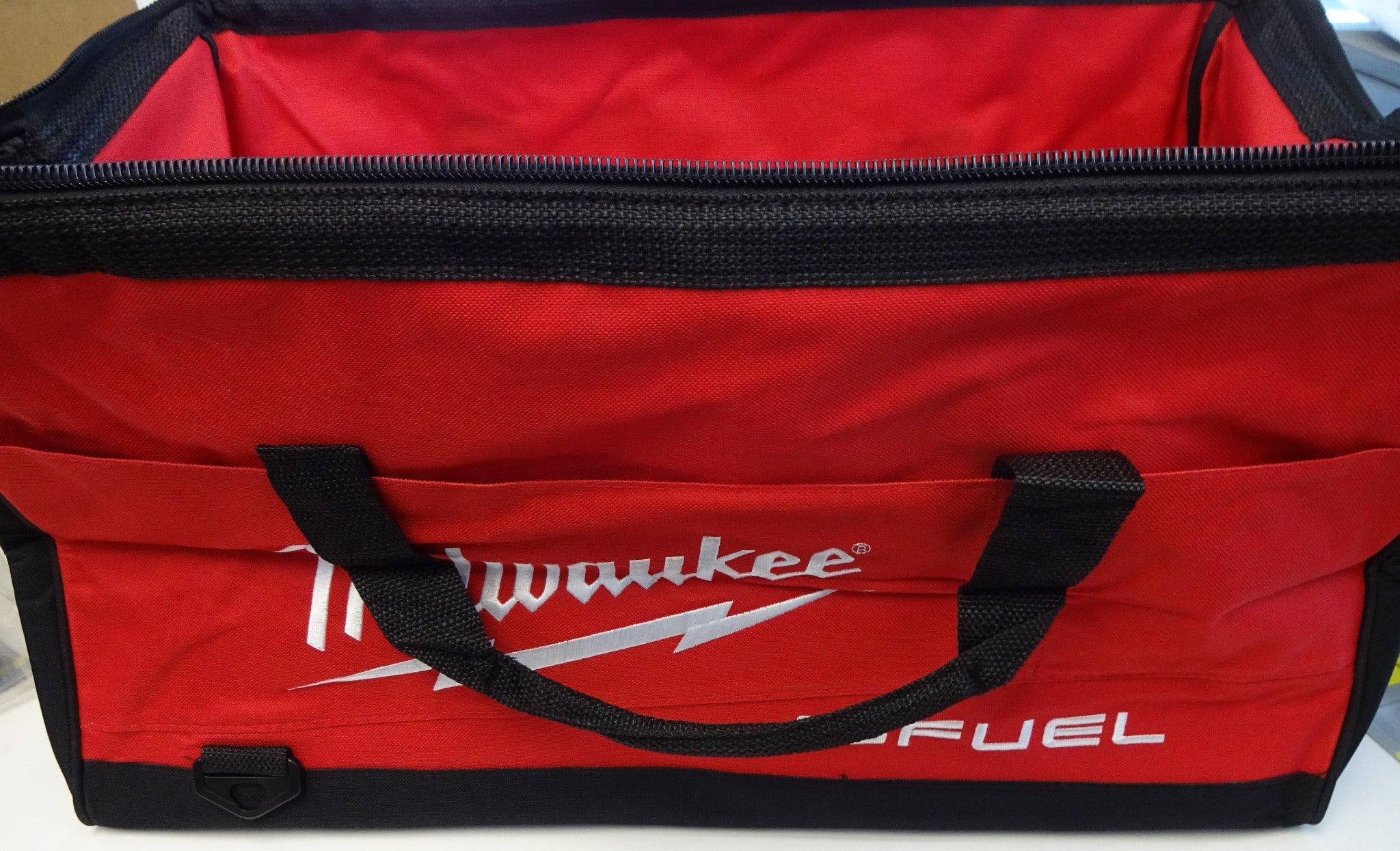 Milwaukee 50-55-3565 M18 Fuel Heavy Duty Soft Side Contractor Bag 22" x 12" x 12