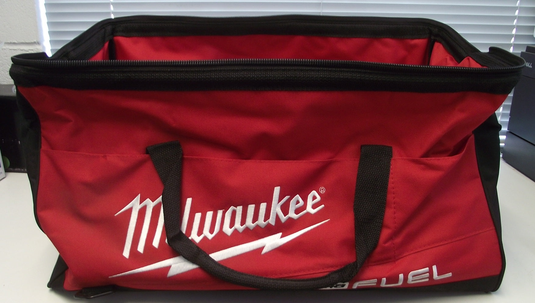 Milwaukee 50-55-3565 M18 Fuel Heavy Duty Soft Side Contractor Bag 22" x 12" x 12