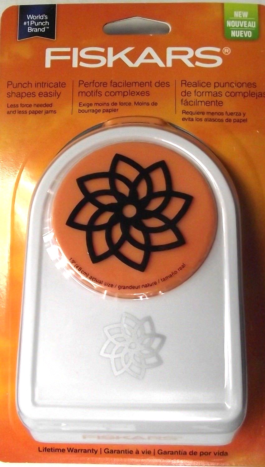 Fiskars 124000-1002 Intricate Shape Punch Petals on Point