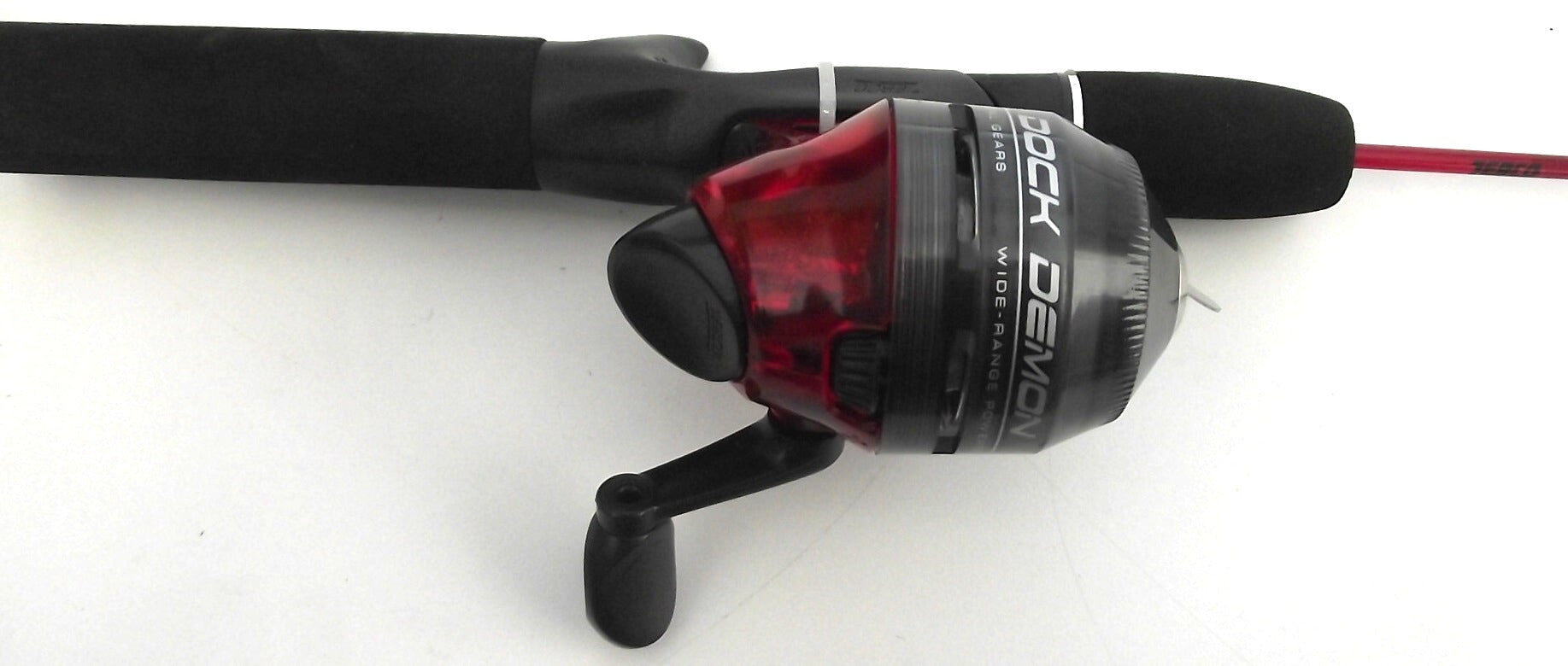 Zebco Dock Demon Spincast Rod & Reel Combo Super Tough 6pcs 301