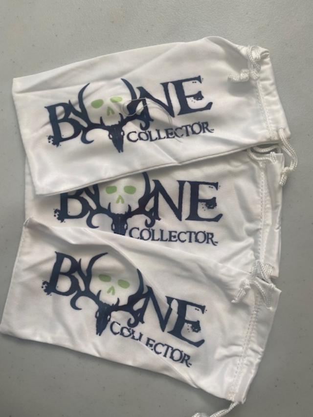 Radians Bone Collector N124 Microfiber Drawstring Bags For Glasses 3pcs.