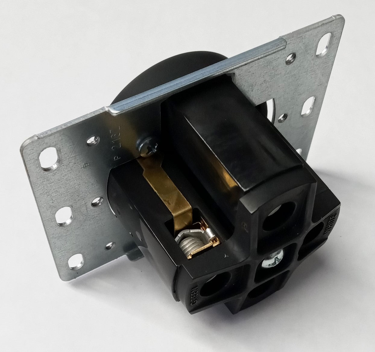 Legrand Pass & Seymour 30A 125/250V 3-Pole 4-Wire Dryer Flush Outlet 3864CC6