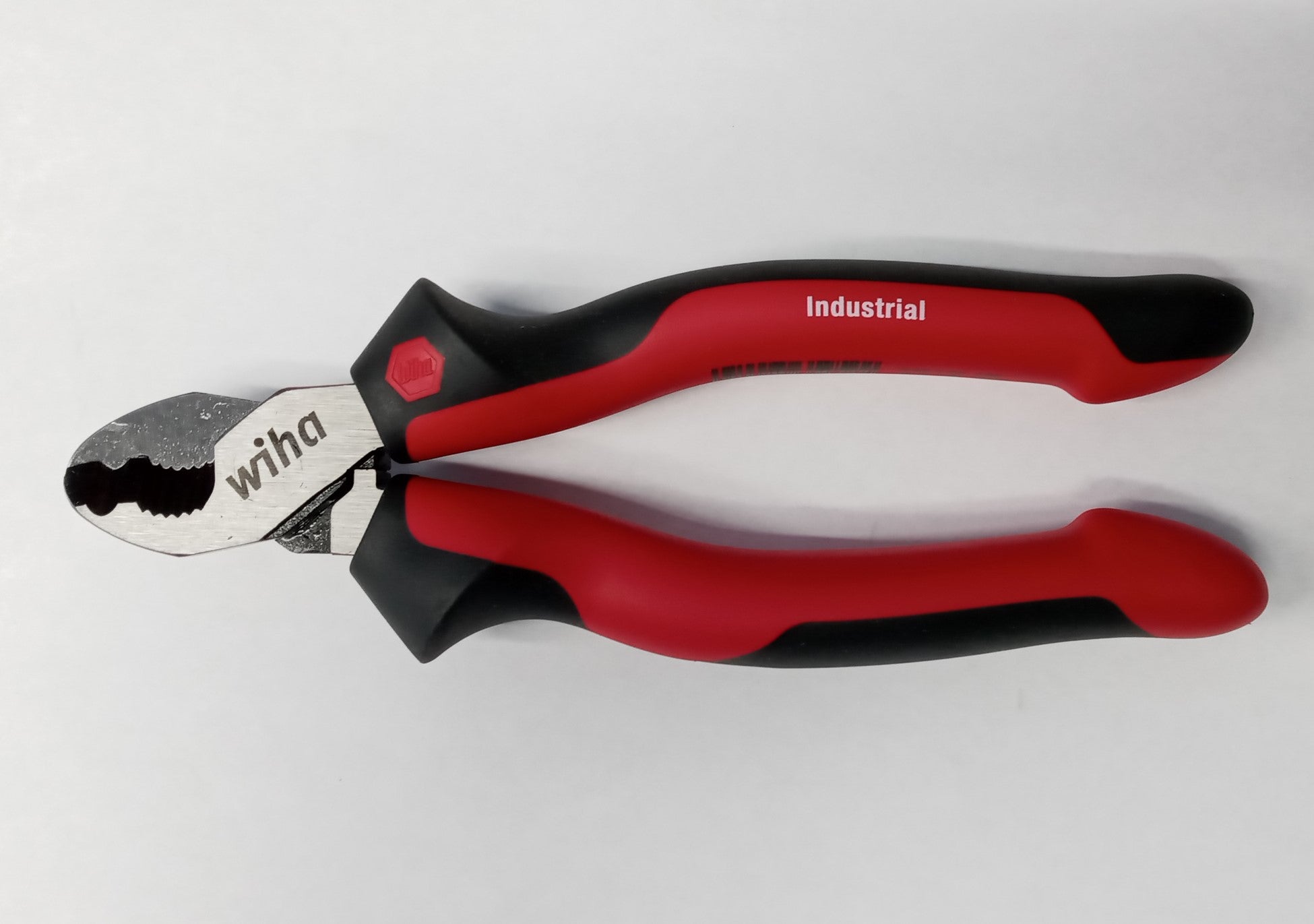 Wiha 30926 INDUSTRIAL CUSHION GRIP SERRATED CABLE CUTTERS 6.75" Germany