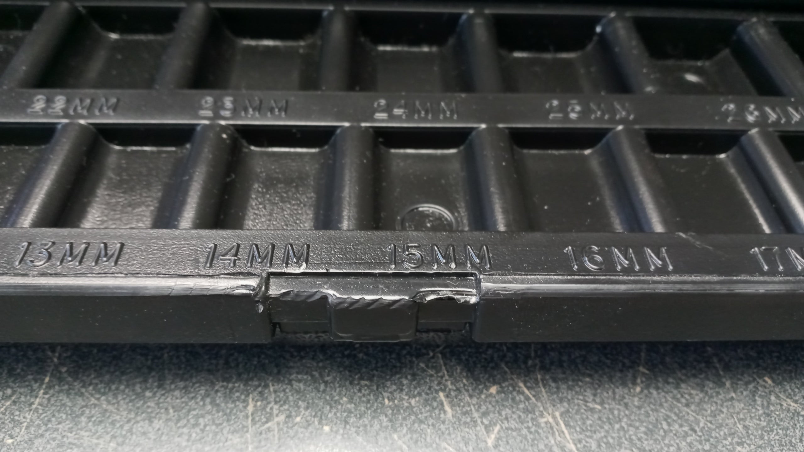 KD Metric Socket Storage Case CASE ONLY NO TOOLS 9271110 18 Spaces