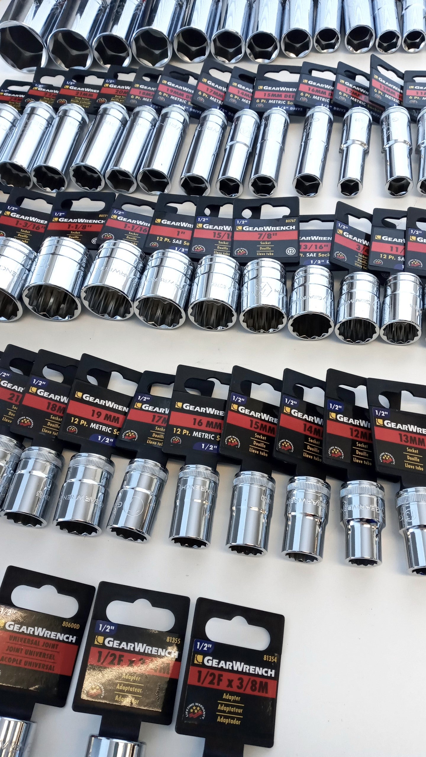 Gearwrench Step Out 1/2" Drive Display SAE And Metric Ratchets Sockets 81443