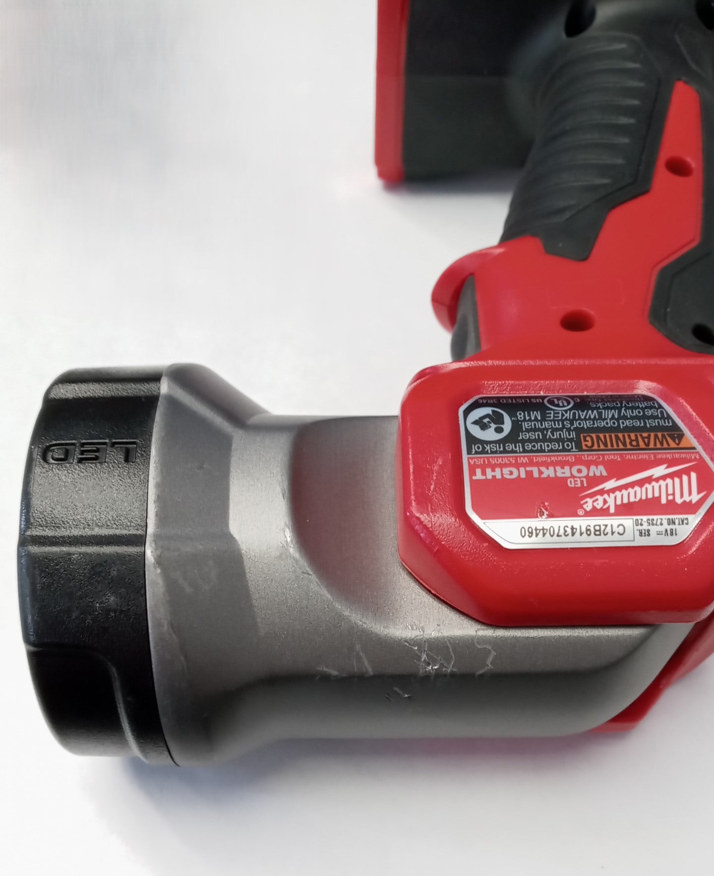Milwaukee 2735-20 M18 18V Lithium Ion LED Work Flash Light (Bare Tool) Scratched