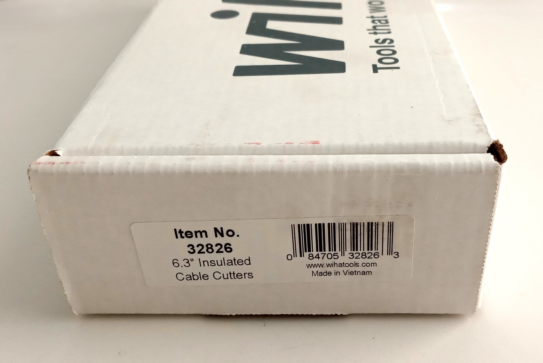 Wiha Insulated Serrated Edge Cable Cutters 6.3in (160mm) 32826