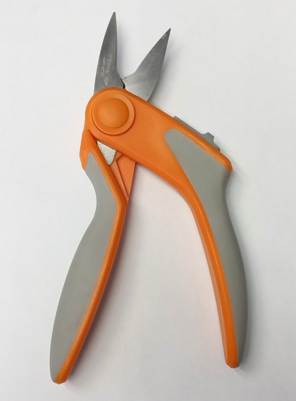 Fiskars Easy Action Rag Quilting Snip Shears For Tabletop Cutting  190600