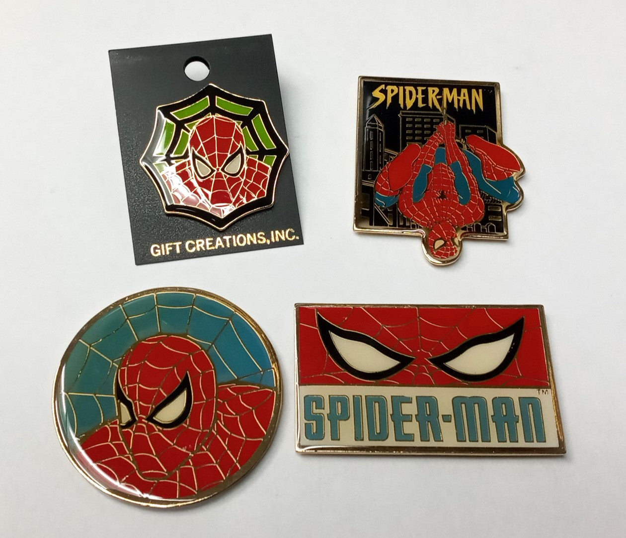 Marvel Spiderman Vintage Refrigerator Magnets & Pin 8 Piece Set