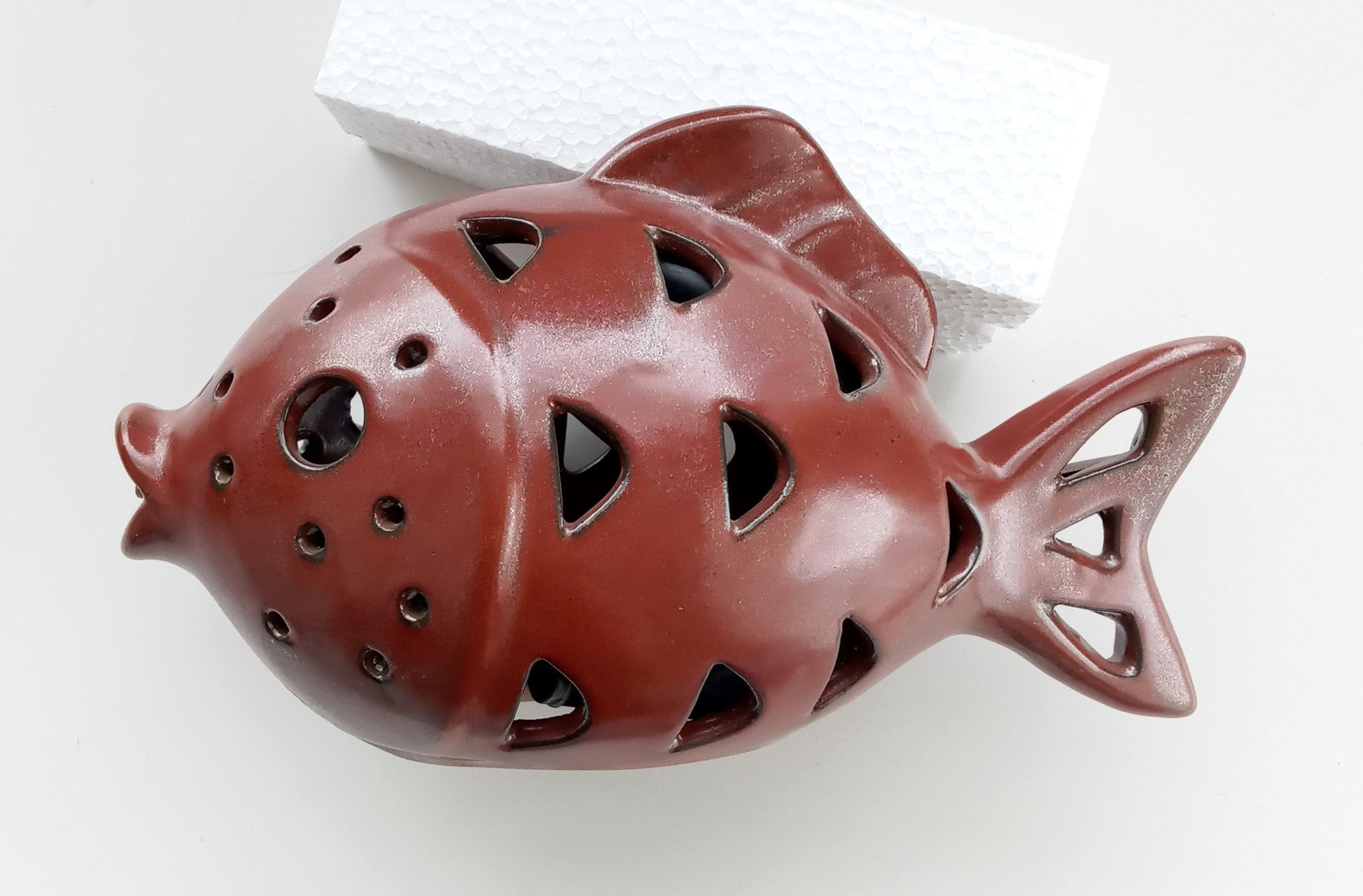Beckett Ceramic Fish Pond Art Kit With Pump 7110810