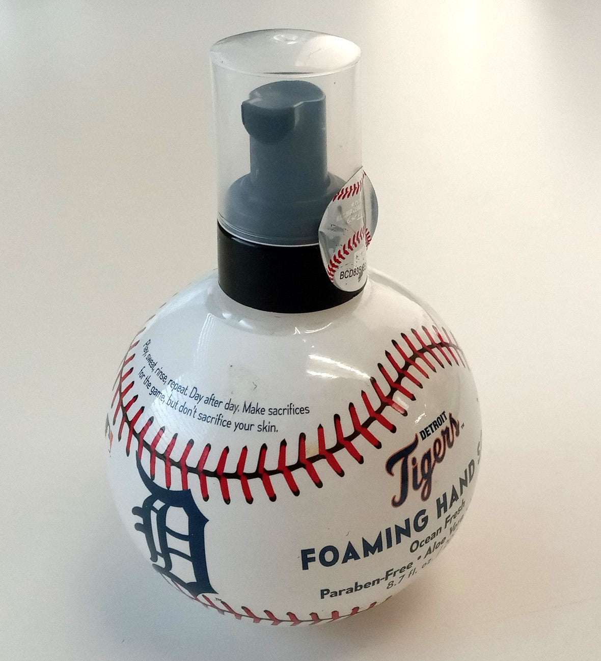 Bathletix MLB Foaming Hand Soap 8.7 fl oz Ocean Fresh with Aloe & Vitamin E