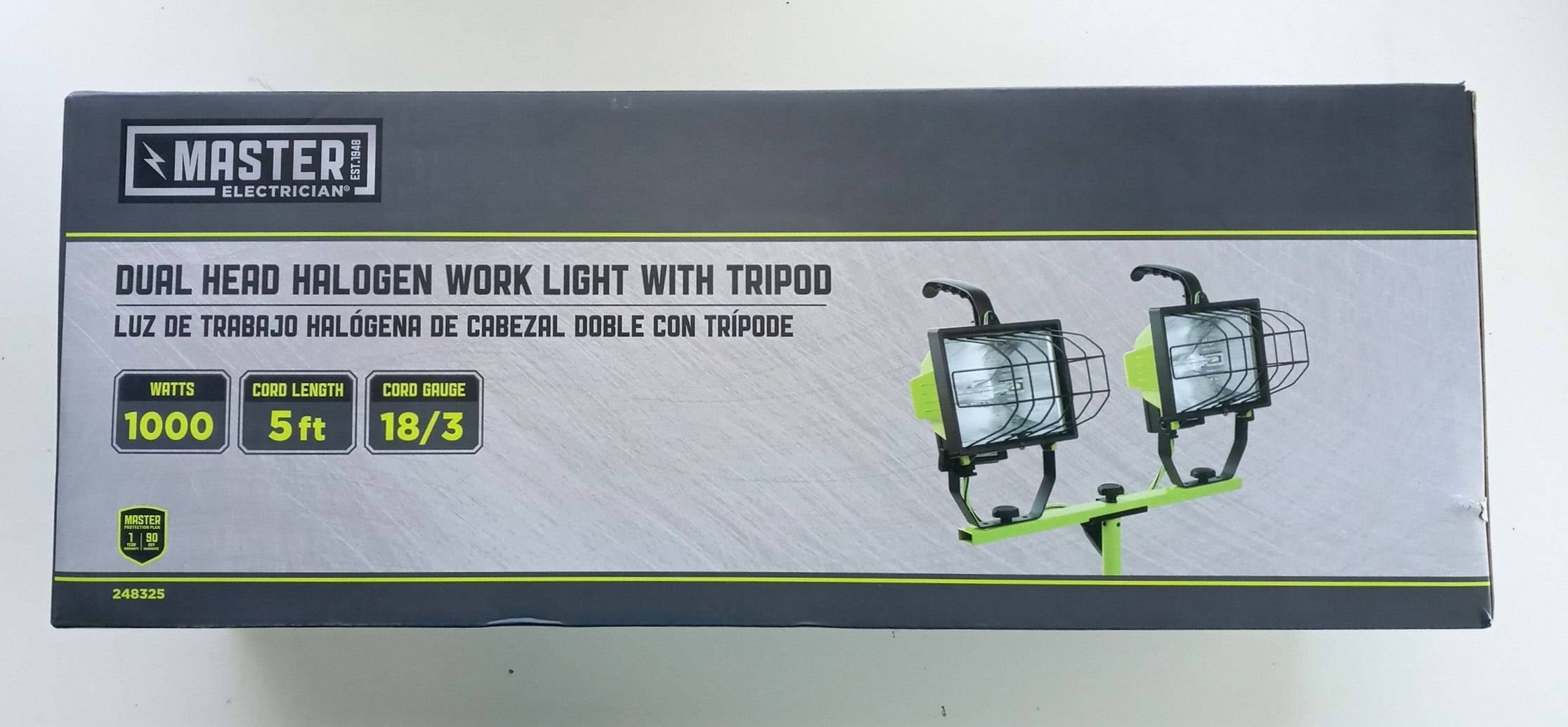 Master Electrician Work Light With Telescoping Tri Pod Stand, 1000-Watts - 248325