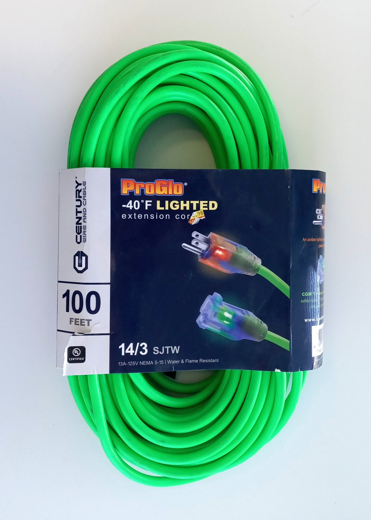 Century Wire 100 Ft 14/3 SJTW Green ProGlo Extension Cord D17334100